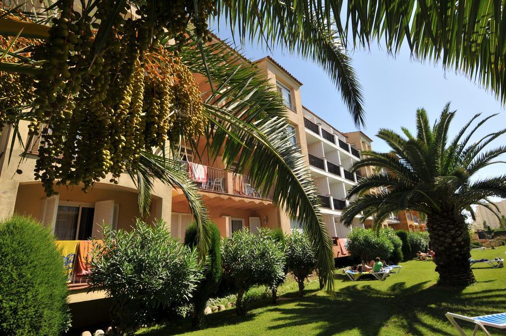 Bertur Gran Reserva Comte Empuries Empuriabrava Bagian luar foto
