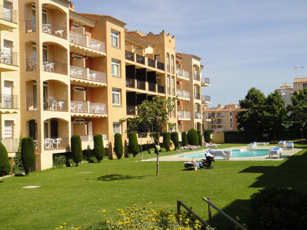 Bertur Gran Reserva Comte Empuries Empuriabrava Bagian luar foto