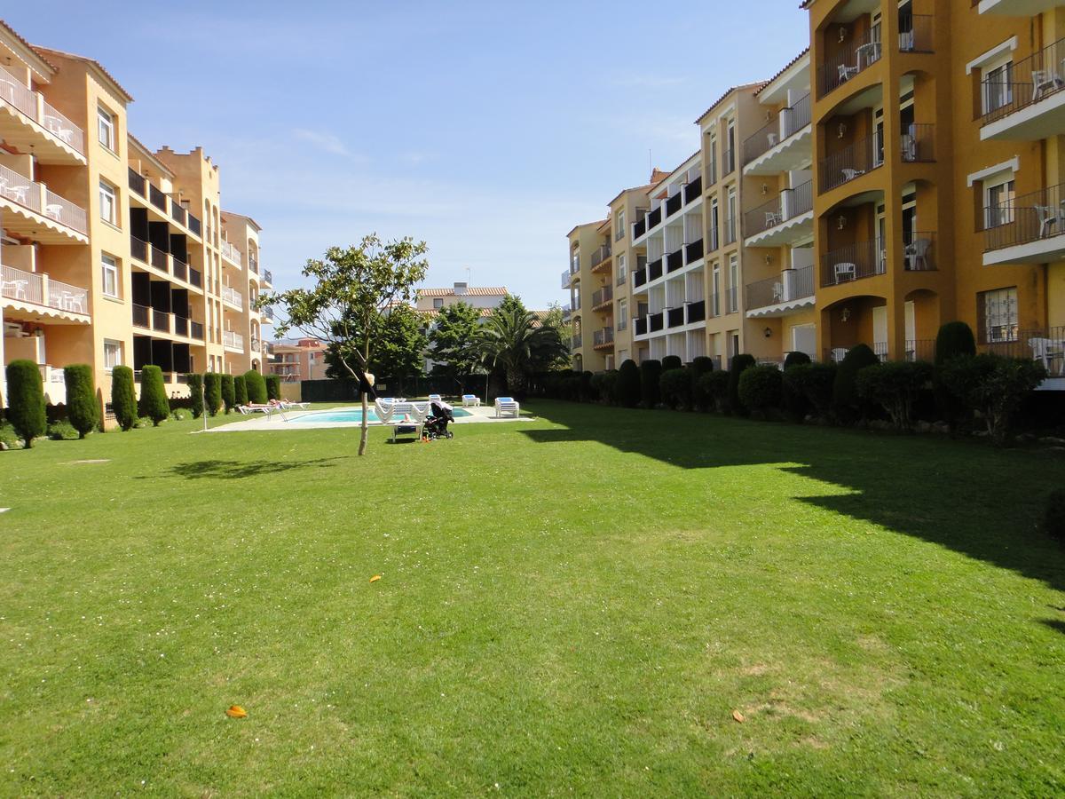 Bertur Gran Reserva Comte Empuries Empuriabrava Bagian luar foto